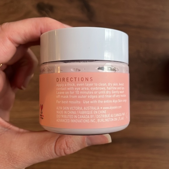 NWT Alya Skin Pink Perfect Skincare Box - Picture 9 of 12